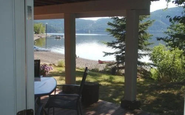 The Canim Lake Beach House