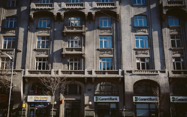 Rezident Balcescu