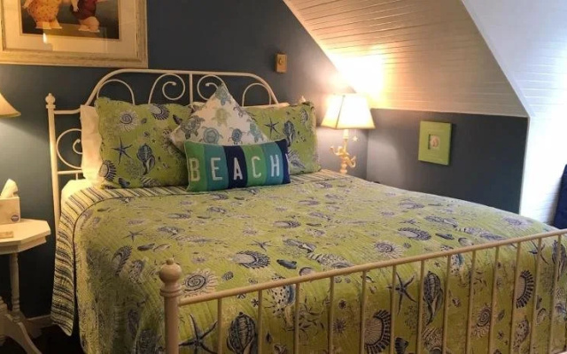 Inn at Harbour Village