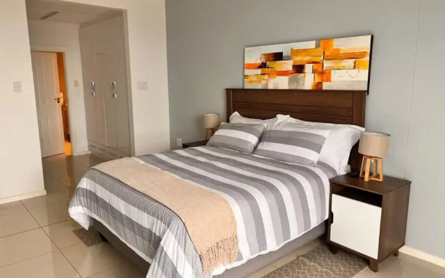 iTowers luxurious 1-Bedroom apartment- 15th Floor
