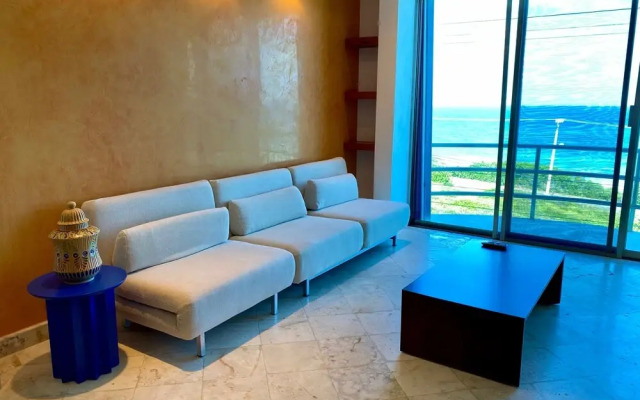Deep Blue Luxury Aparments