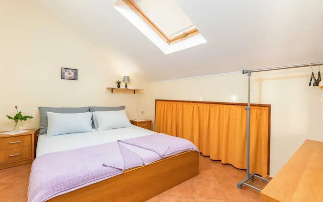Apartment in Fazana Near the Beach