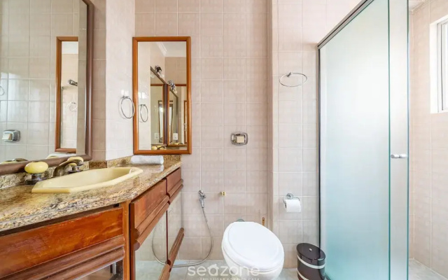 Apartment in BC Center With Side sea View Erz0502