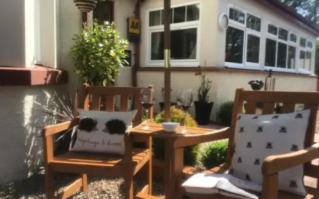 Smiddy House & Russell's Restaurant