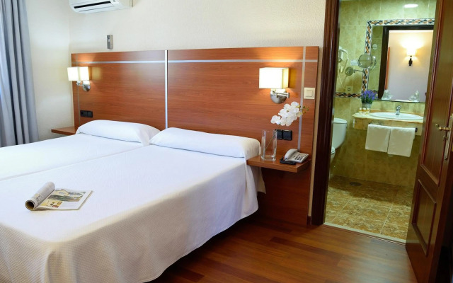 Hotel Mari Carmen