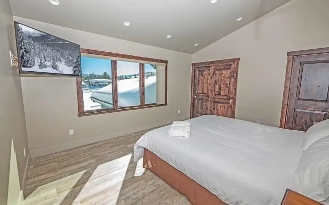 296 Beach Drive 7 Bedroom Home