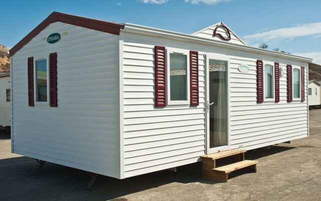 Отель Camping Derby Loredo вид на фасад