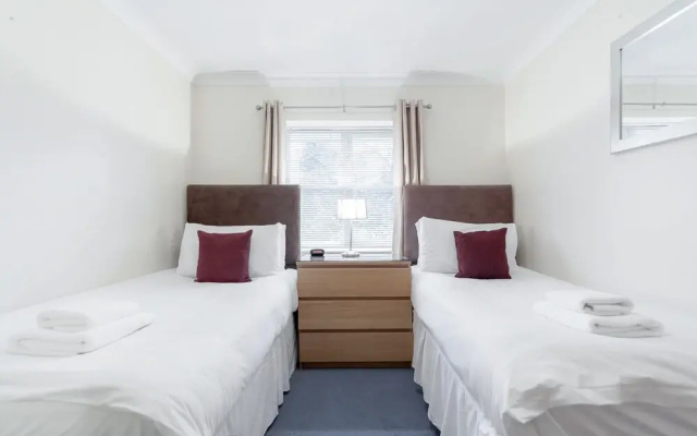 Roomspace Apartments -Sabin Gates