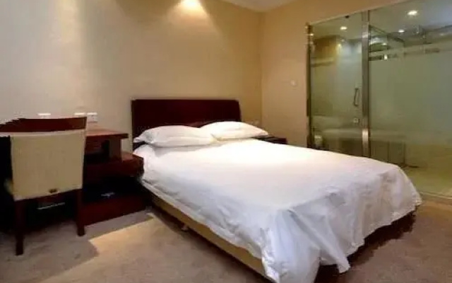 Overseas Chinese Hotel