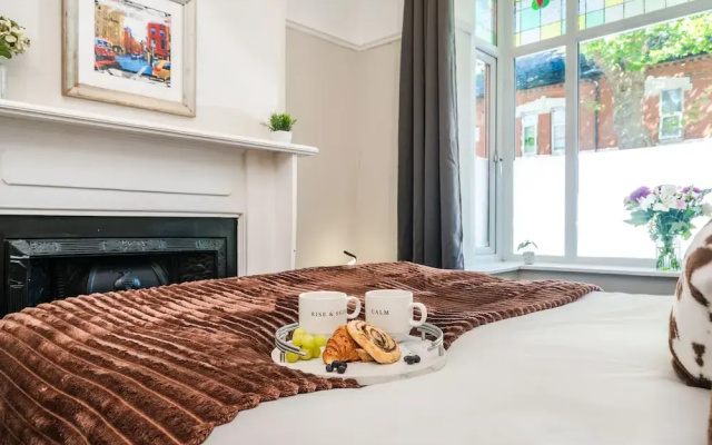 Cosy 4-bed - Sleeps 7, Garden & Pet-friendly