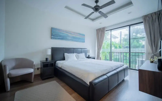Laguna Park 3BR Townhome by NLA