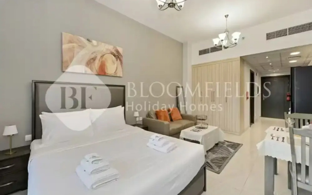 1306 Bloomfields Casual STU Elite Tower