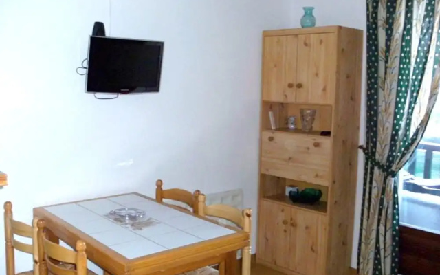 Studio in Canet-en-roussilon, With Wonderful Mountain View and Furnish