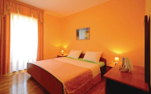 Awesome Home in Labin With Wifi and 3 Bedrooms