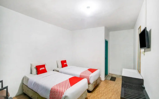 OYO 2322 Dien Karona Hotel