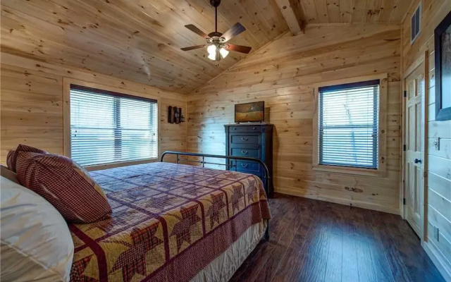 Woodland Escape by Jackson Mountain Rentals