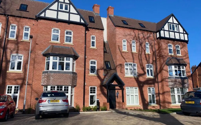Roomotel - Oakview Moseley