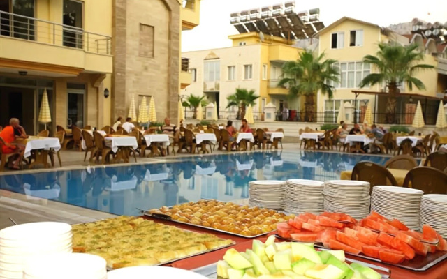 Grand Lukullus Hotel