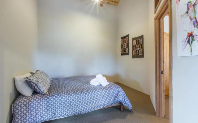 317 Tower Apartment