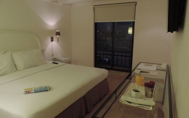 Hotel Palacio San Leonardo Puebla вид на фасад
