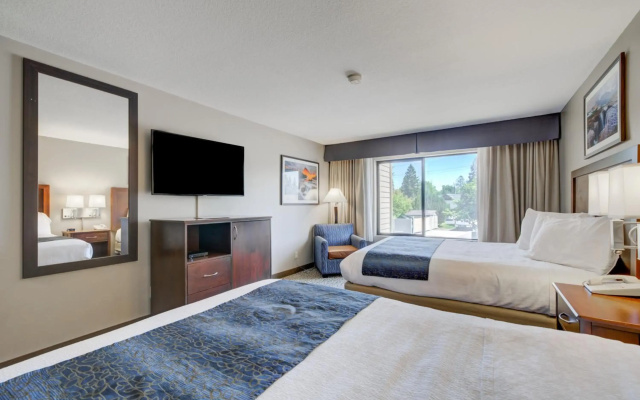 Whitefish Riverfront Hotel