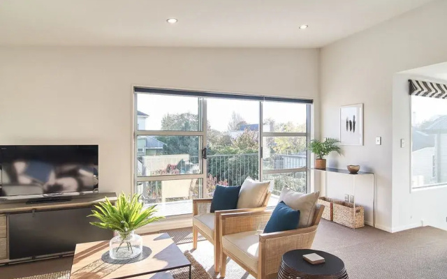 Eversleigh Street Villa