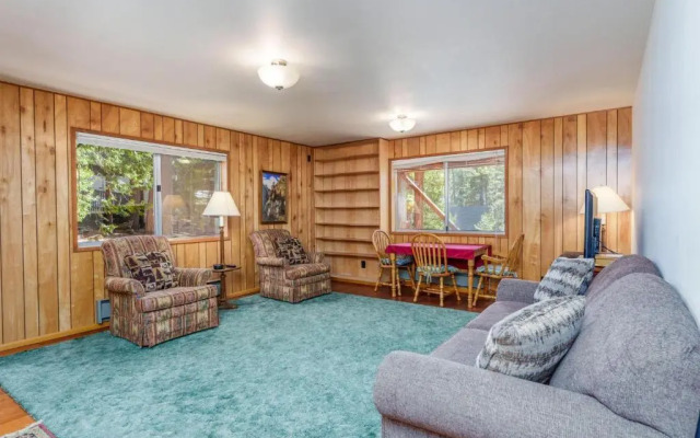 Hutchings Cabin & Apartment