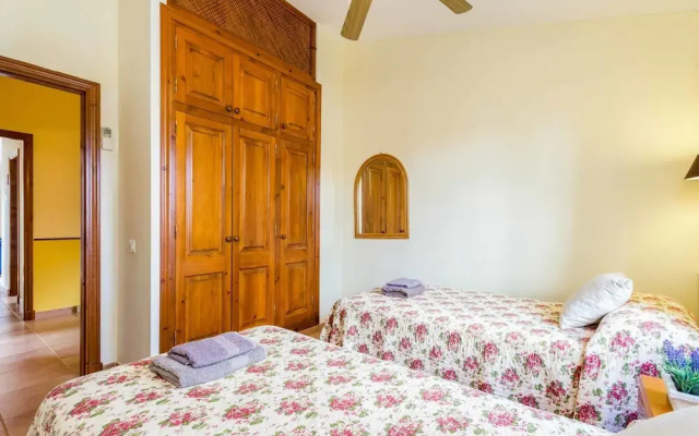 Villa Marcolis Cel