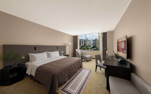 Guizhou Fengrun Karst Hotel