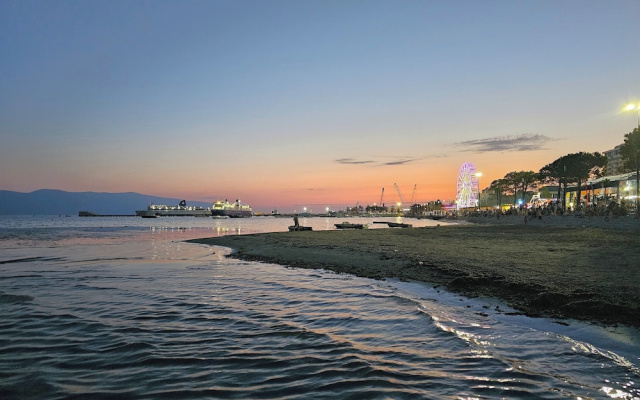 Sea View 1-bed Apartment in Vlore