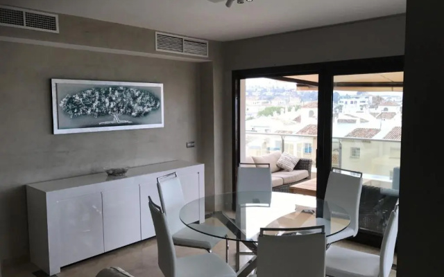 2218-Duplex first line beach with sea view