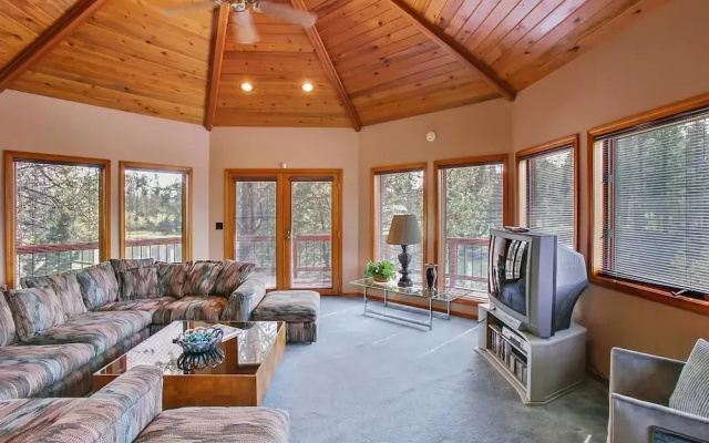 Big River Hideaway