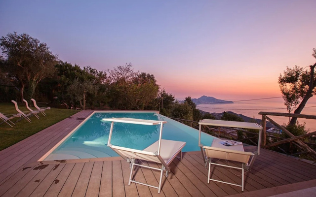 Villa Ferrara in Sant Agata sui Due Golfi