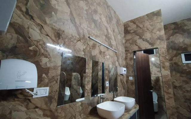 Flamingo Club and Resort Una 3 Km Away from Diu Check Post