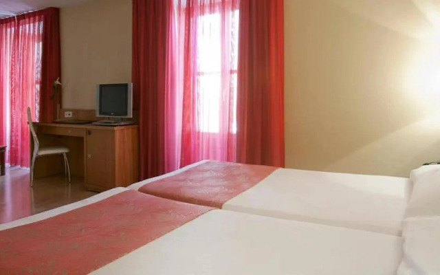 Ateneo Hotel