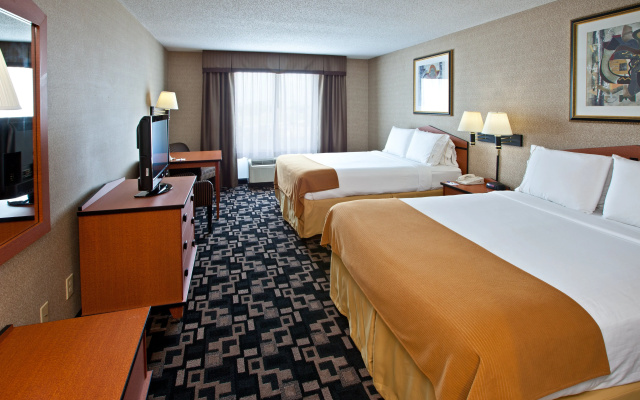 Holiday Inn Express Hotel & Suites Greenwood by IHG