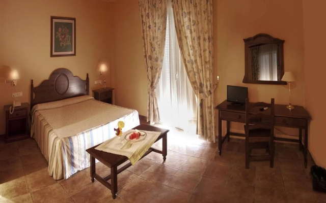 Hotel Asador Albenzaire