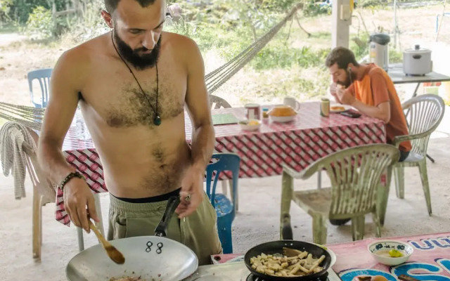 Wichai's Jungle Home Stay