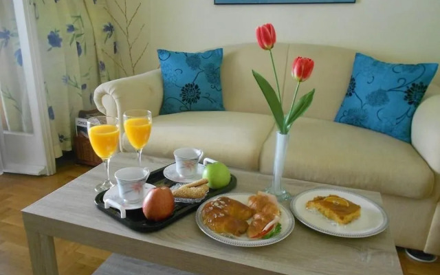 Athenian Oasis with fountain, Ideal for couples, 6th Floor