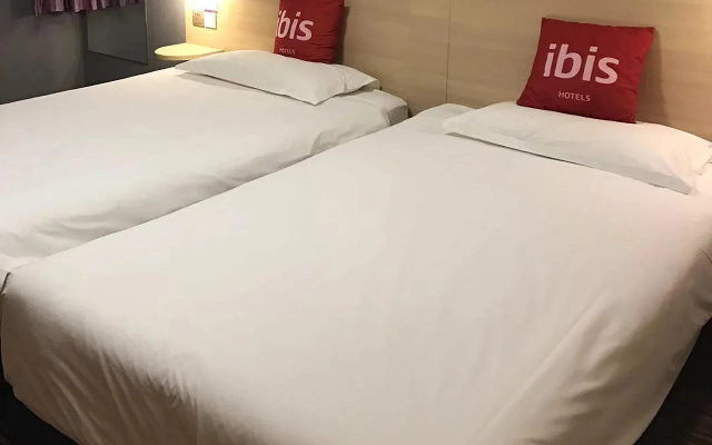 Ibis Jinan Quancheng Rd