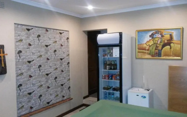 Old Oak Guest House