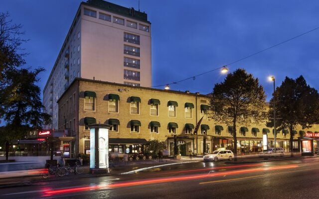 Elite Park Avenue Hotel вид на фасад