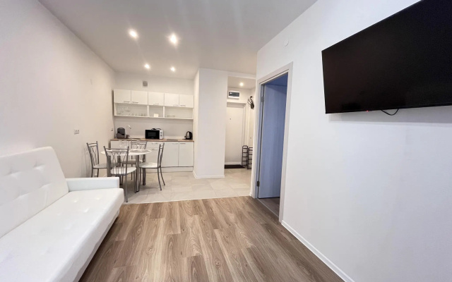 RentMe 24 (РентМи) на улице Александры Монаховой 87 корпус 6