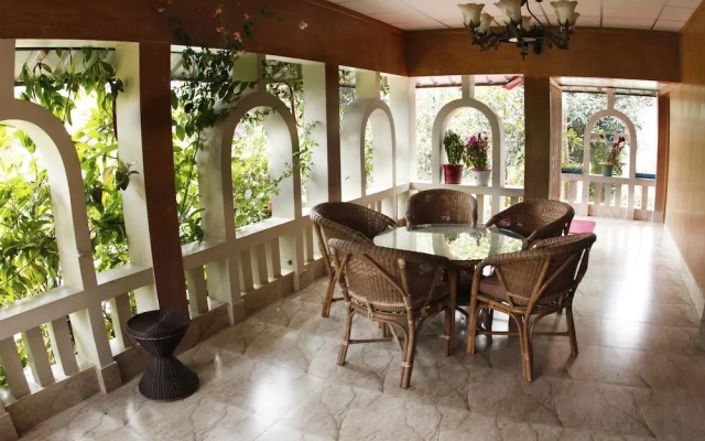 Lemon Garden Resort