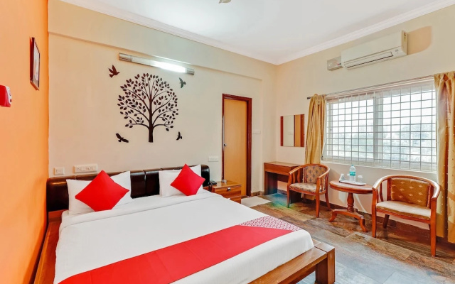 OYO 451 Goyal Residency
