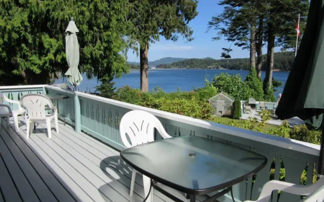 Seascape Inn
