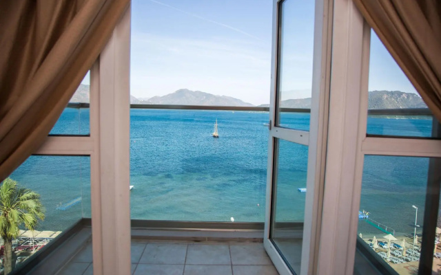 B&B Yüzbaşı Beach Hotel