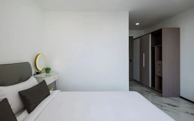 Pinnacle Moments Residence