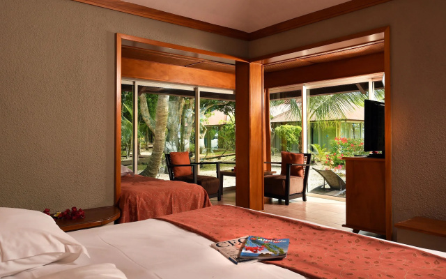 Escapade Island Resort