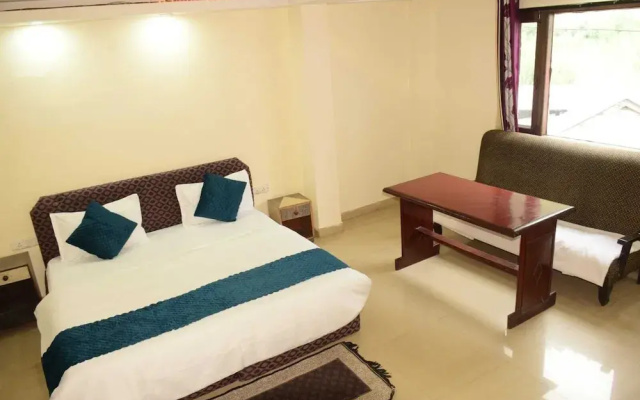 Hotel Ayaan Residency Manali